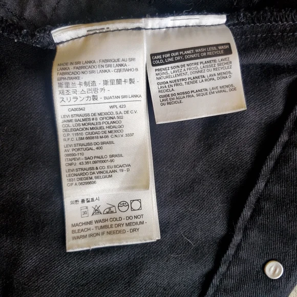 Levi's Black Denim Jacket - Picture 7 of 15